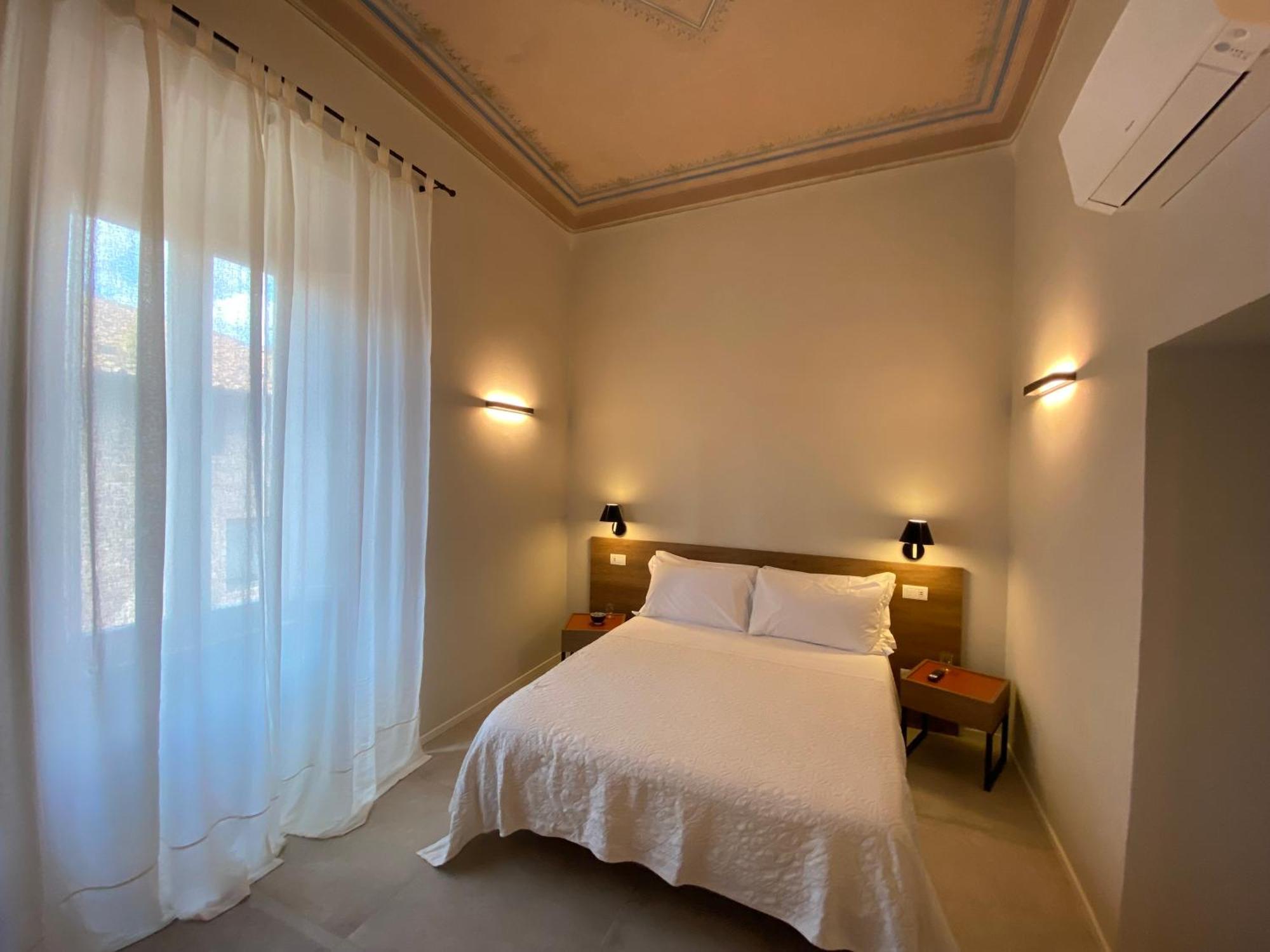 Amirooms Affittacamere Сиена Екстериор снимка