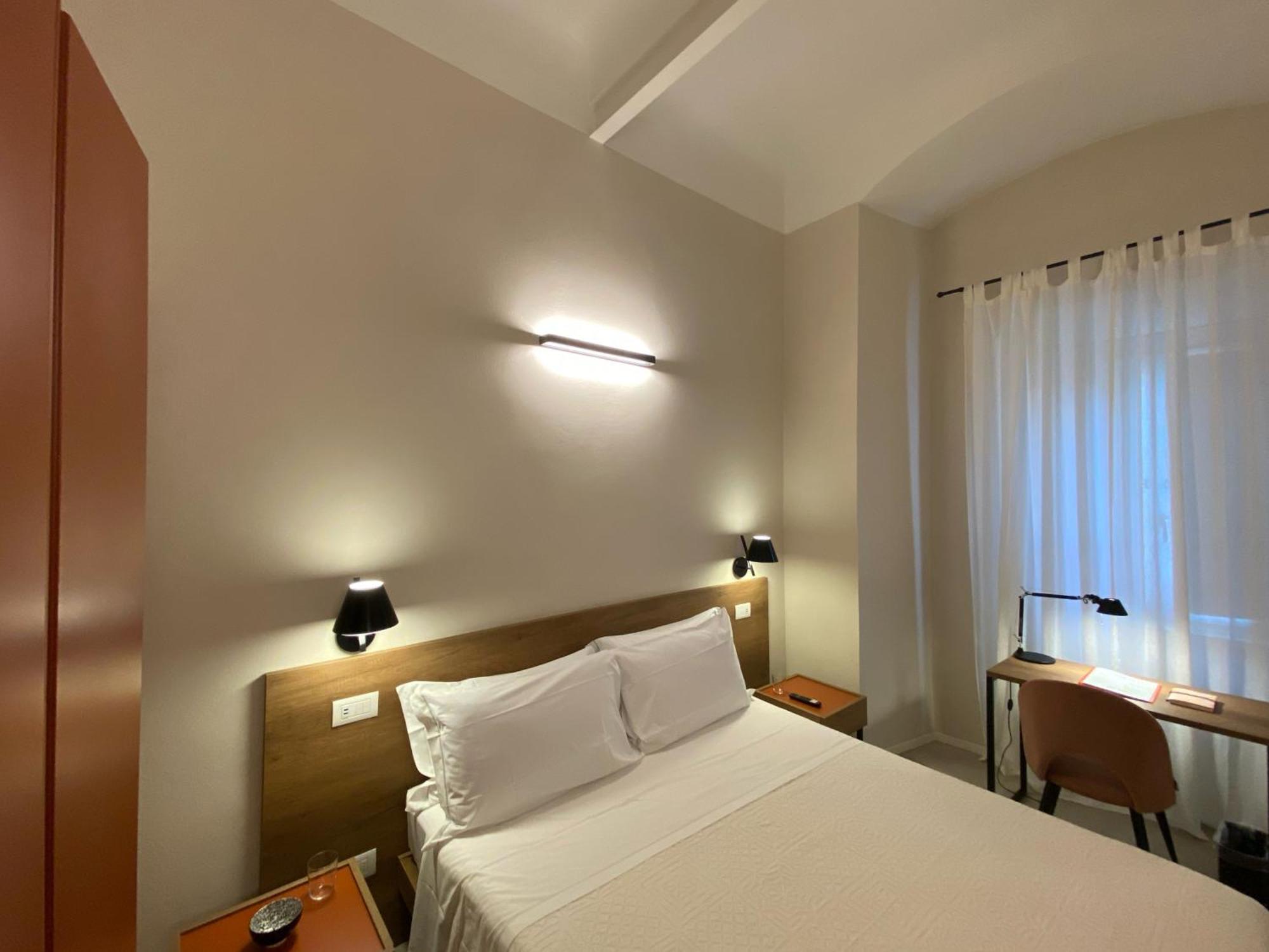 Amirooms Affittacamere Сиена Екстериор снимка