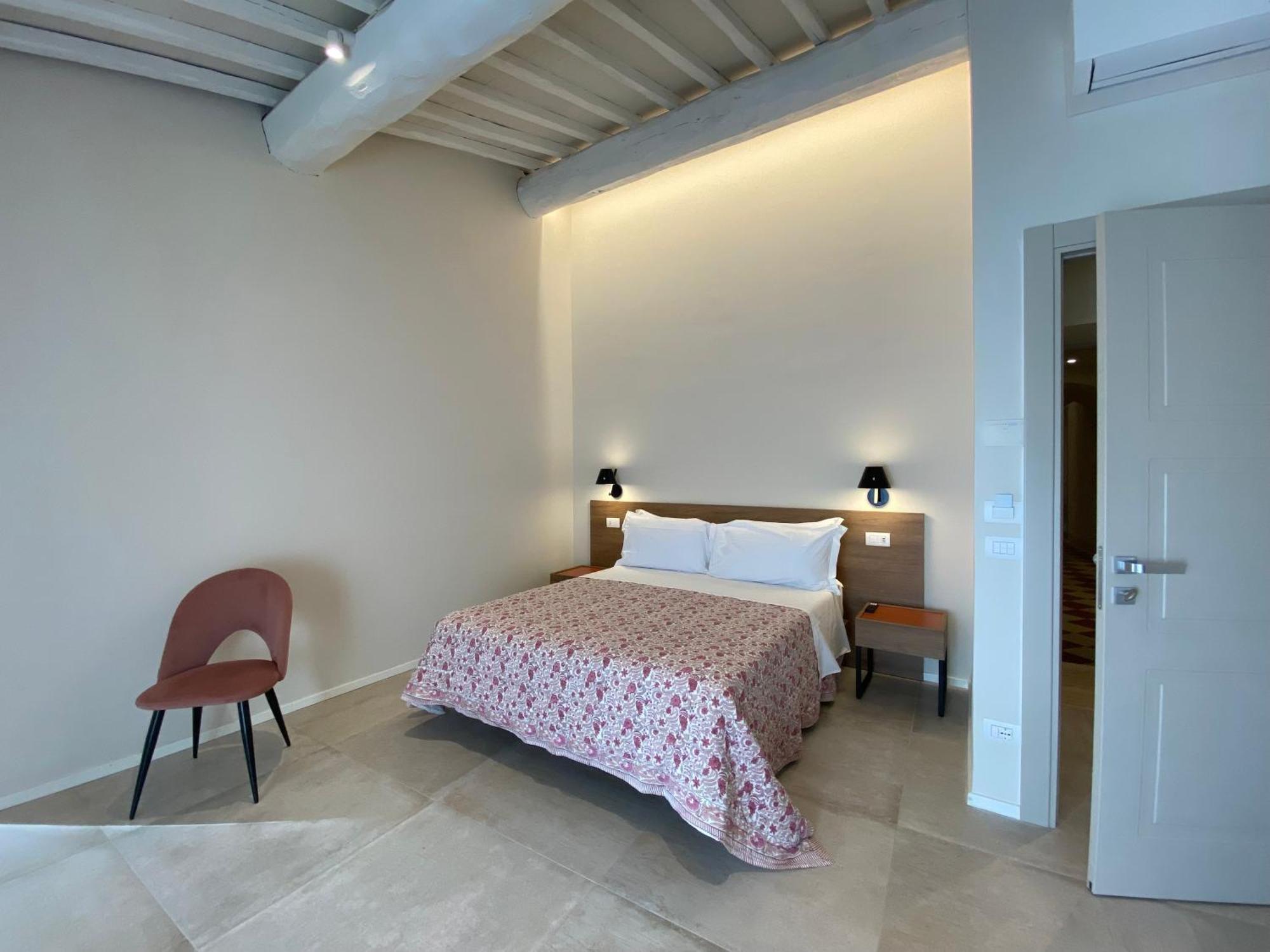 Amirooms Affittacamere Сиена Екстериор снимка